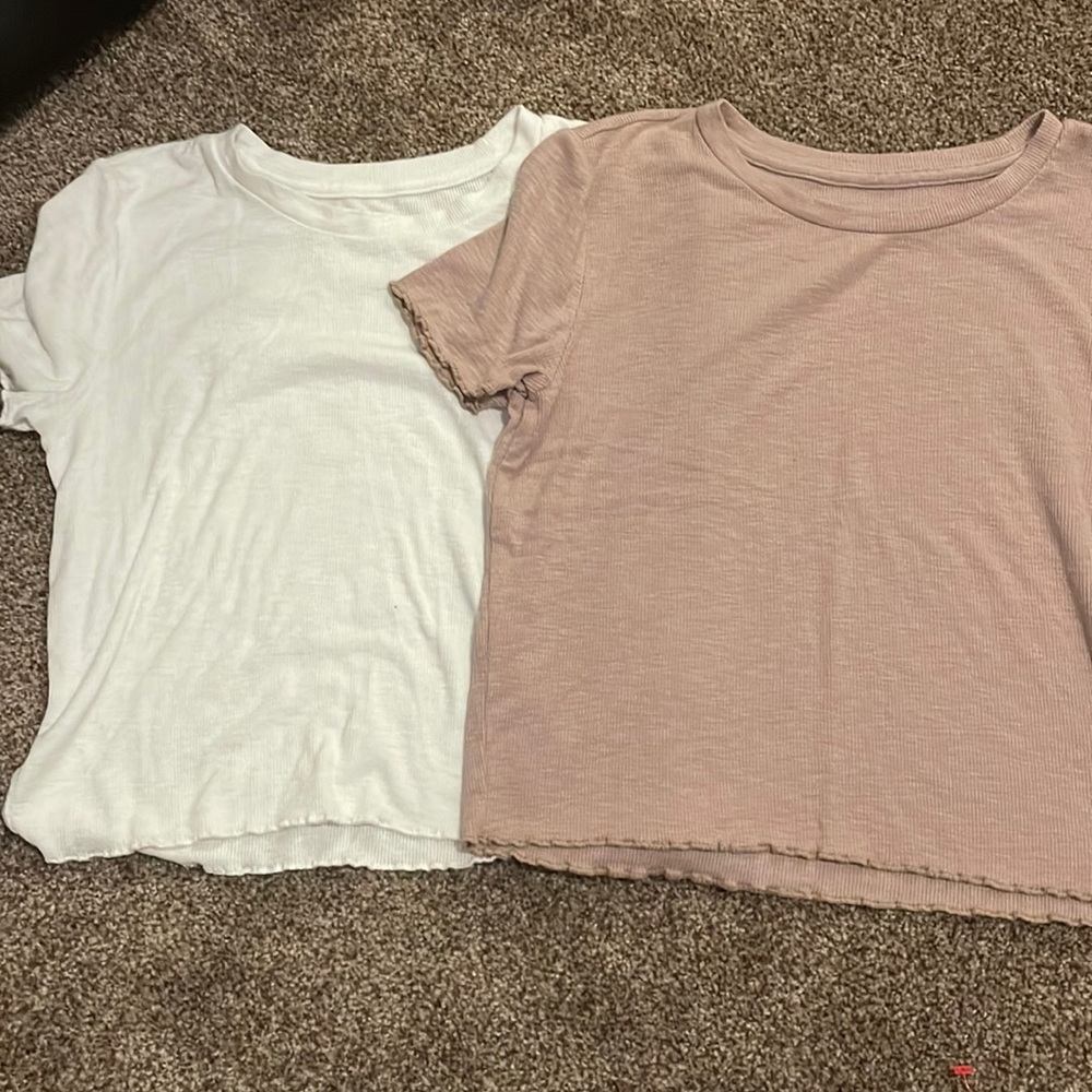 ruffled cropped short sleeves
